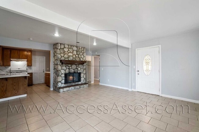 23865 Goetz Dr