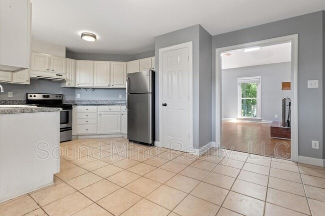 Photo - 918 Old Zebulon Rd