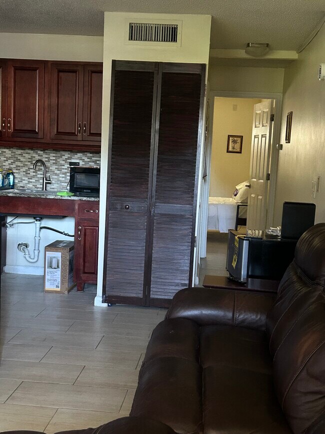 Photo - 2501 Harn Blvd Unit H17