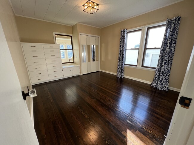 Master Bedroom with built-ins. - 3602 75th St