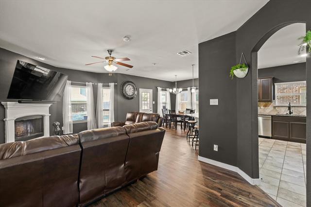 Photo - 8805 Deadwood Ln