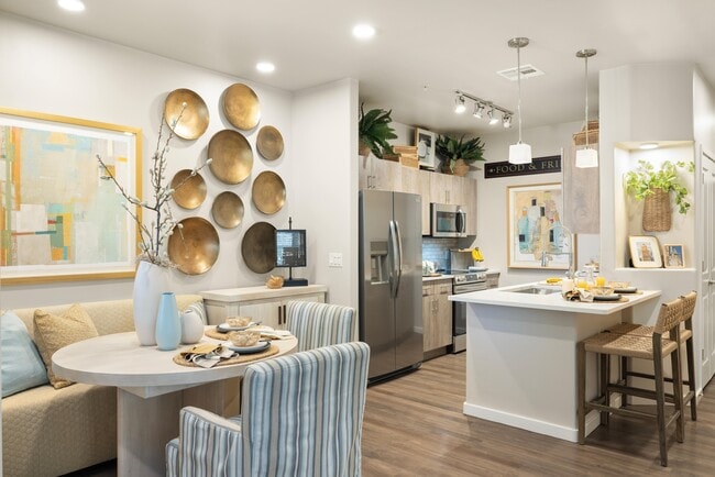 Photo - Encantada Gladden Farms