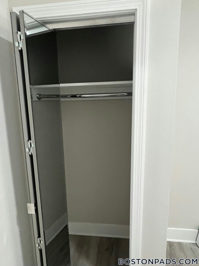 Photo - 165 Gove St Unit 2