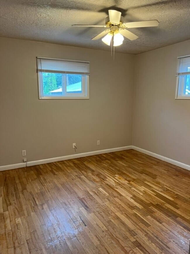 Photo - 4 Bedroom - 2 Bath - East Missoula