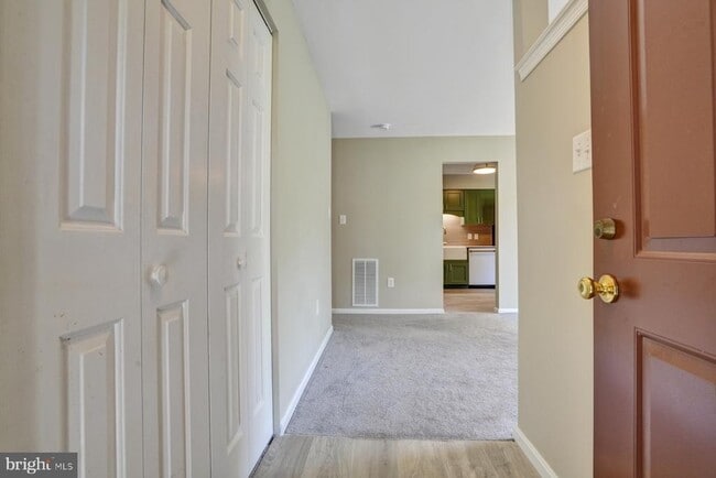 Photo - 325 Westridge Cir