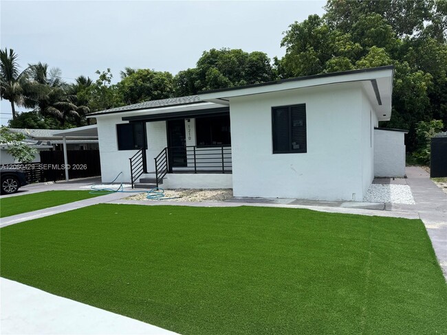 Photo - 1210 NW 123rd St