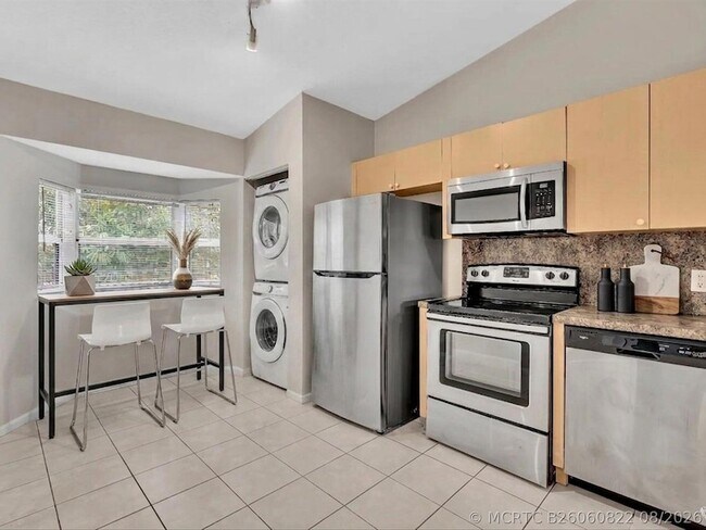 3504 Briar Bay Blvd Unidad 204