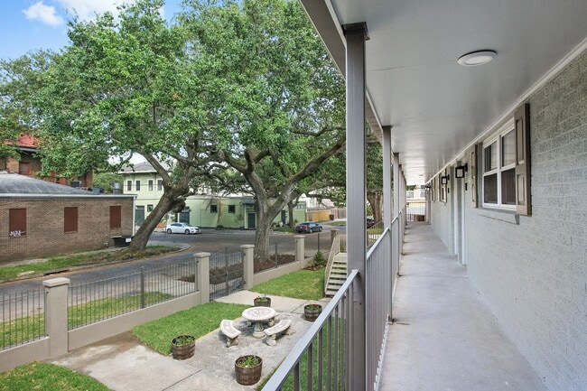 Photo - Beautifully Renovated 1 Bedroom Apartment! Unit 7