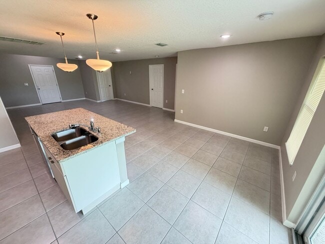 Photo - BEAUTIFUL 4 BEDROOM/2 BATH HOME!!!