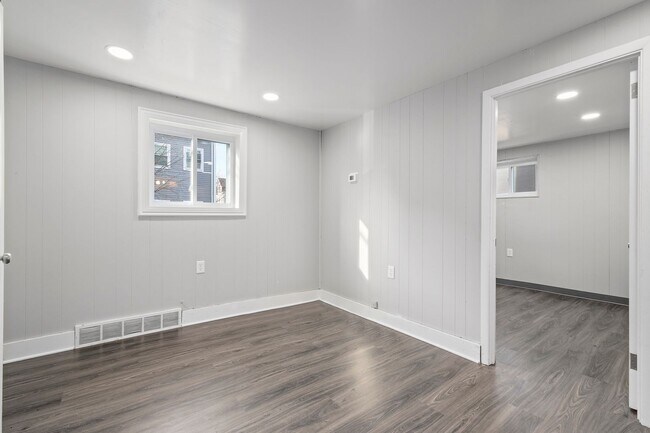 Photo - 3900 Howley St Unit 1