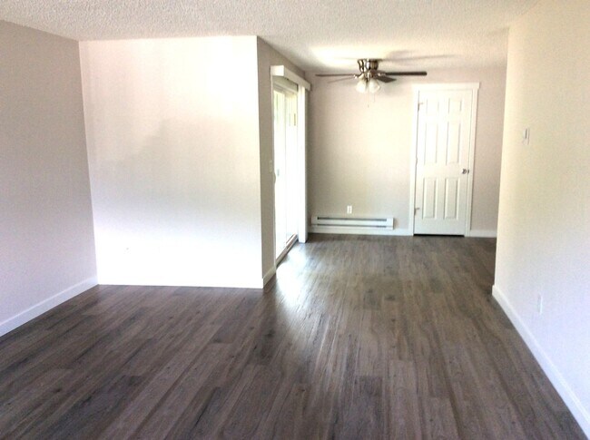 Photo - Totally Updated, Beautiful Duplex unit! Av...