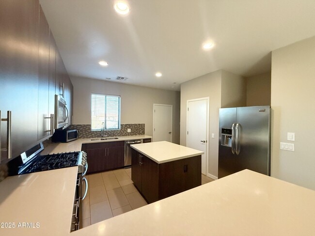 Photo - 7847 N 20th Glen