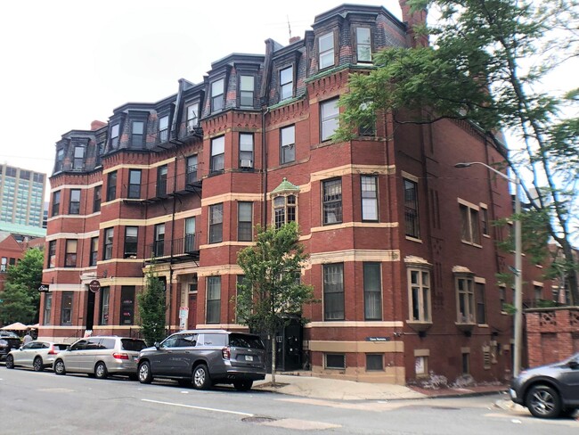 Photo - 32 Gloucester St Unit 1