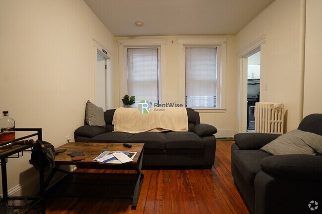 Building Photo - 43 Joy St Rental