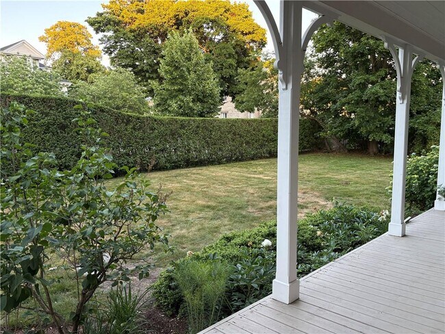 Photo - 20 Greenough Pl