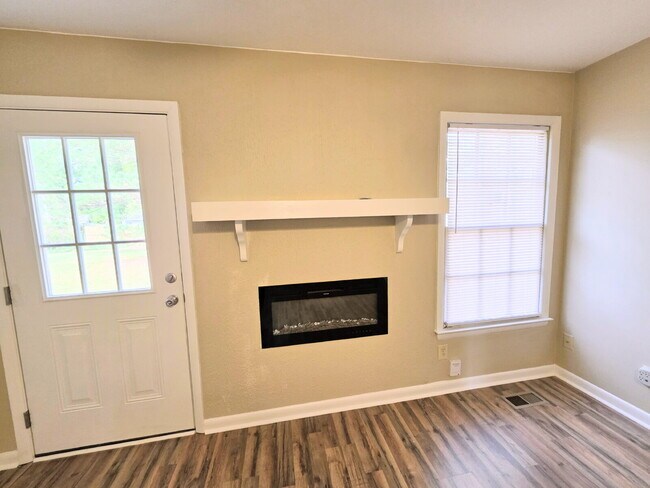 Photo - 1179 Butterwood Cir