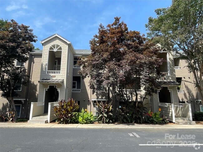 Building Photo - 9801 Emerald Point Dr Unit 12 Rental