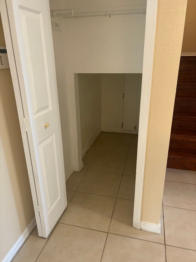 Photo - 10433 Fly Fishing St