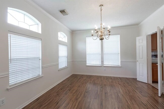 Photo - 2439 Shelby Park Dr