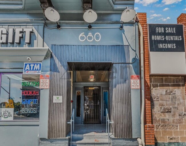 Photo - 680 14th St