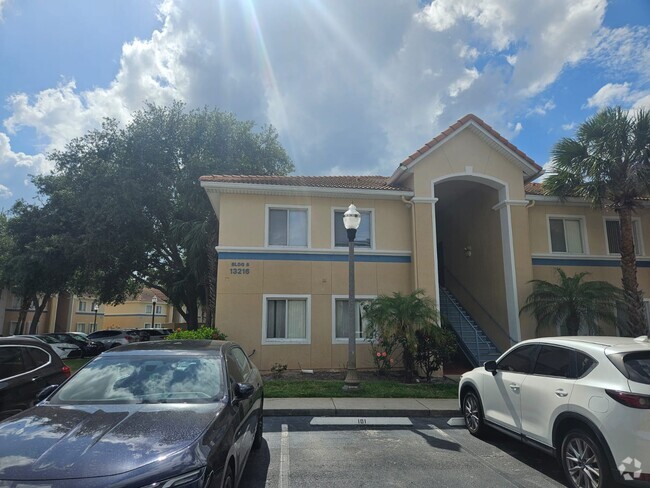 Building Photo - 13216 Villa Vista Dr Rental