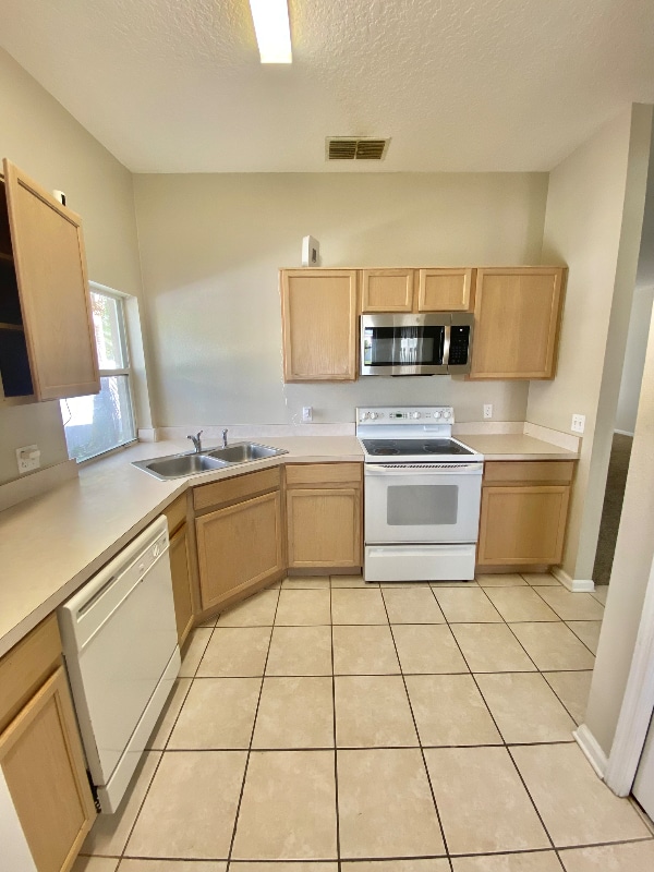 Photo - 3111 Crane's Cove Loop