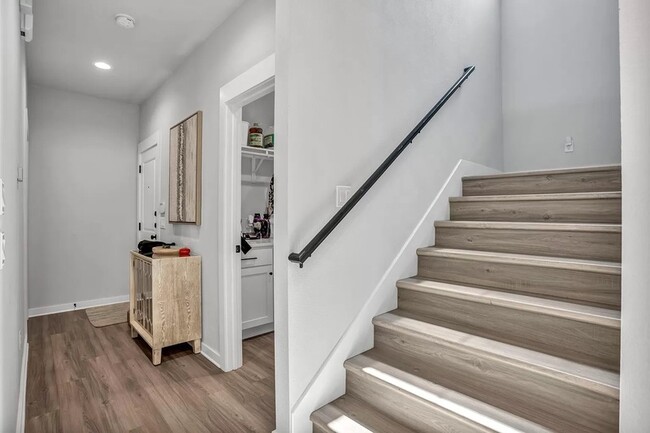 Photo - 2318 S 4th St