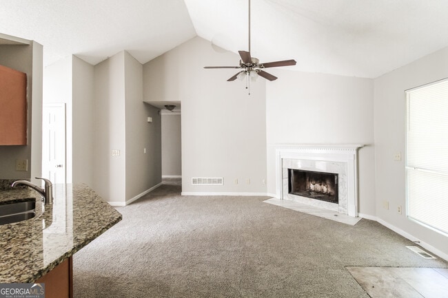 Photo - 4809 Shallow Farm Dr NE