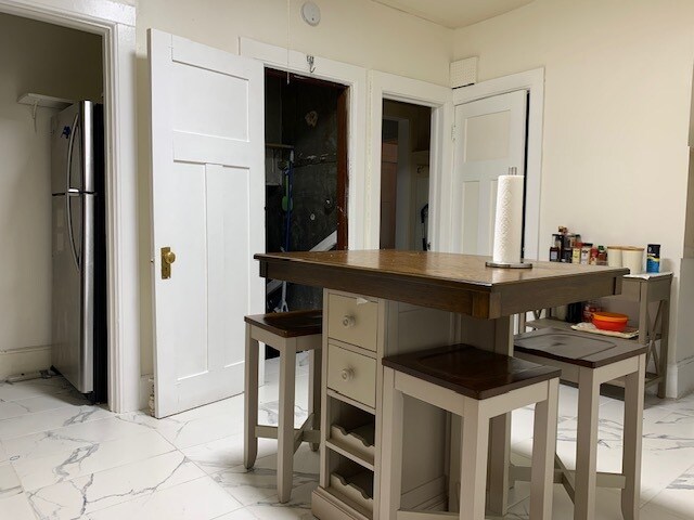 Photo - 201 Willard Way