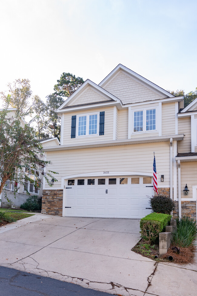 Photo - 1633 Cross Pointe Way Townhome