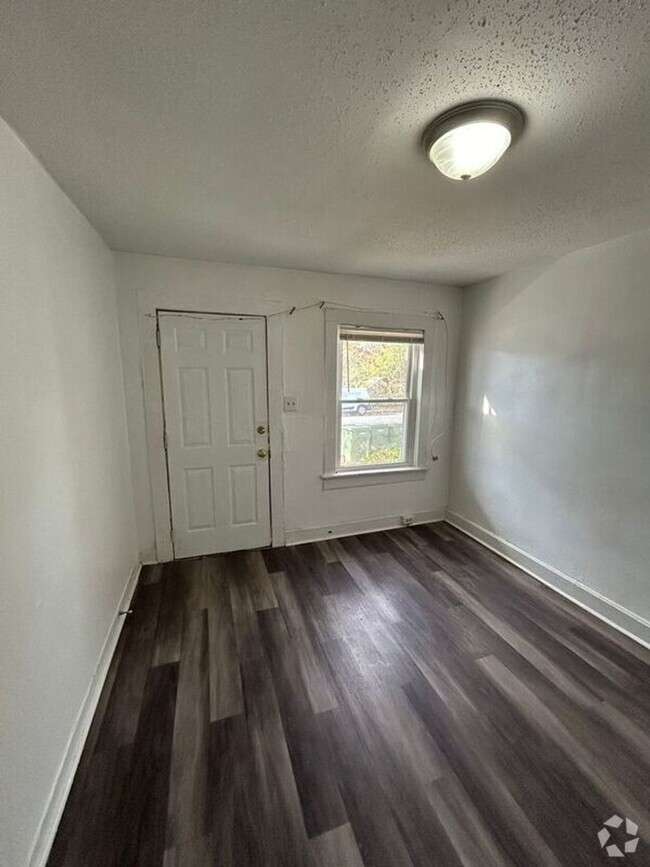 Building Photo - Charming 1BR House in Richmond