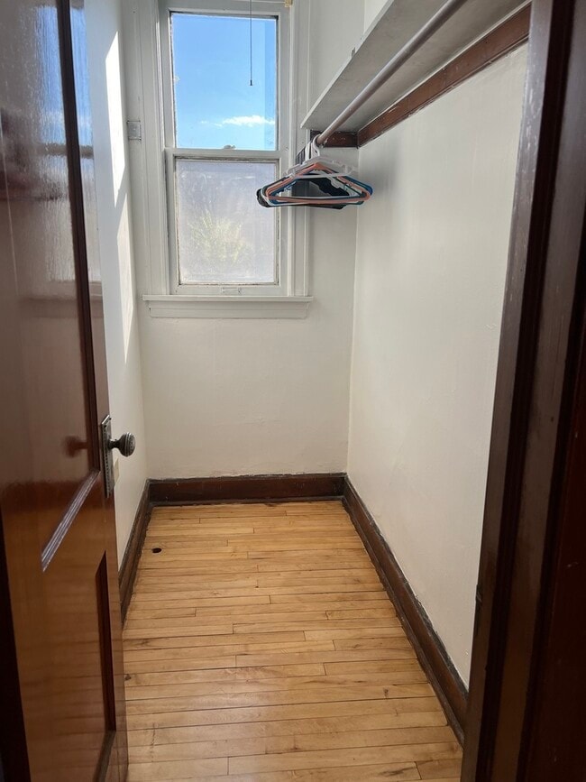 Photo - 4555 S Francisco Ave