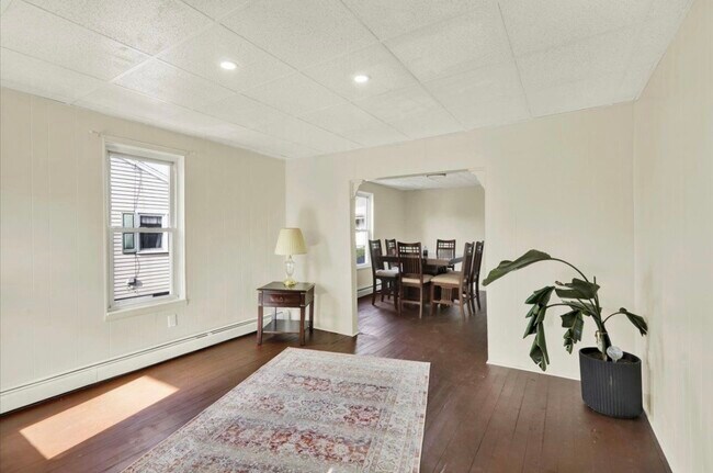 Photo - 40 W Adamsdale Rd