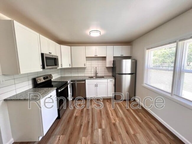 Photo - 5746 S Rockford Ave