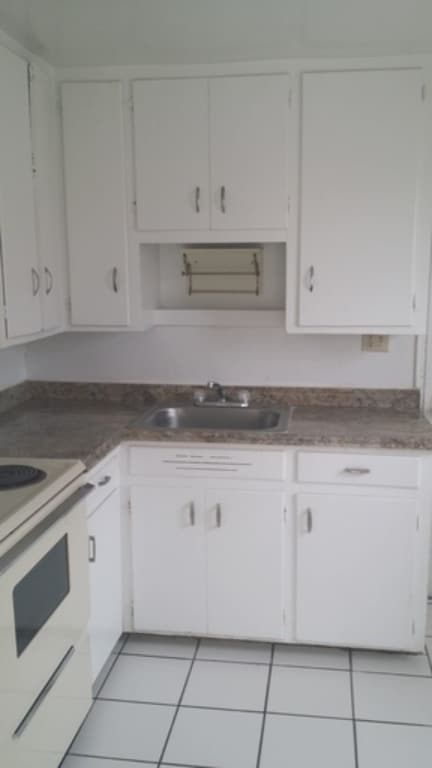 Photo - Cozy Guest House with AC and Large Private Yard!