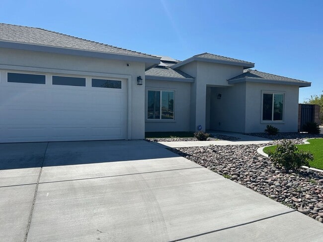 Photo - Please contact Vaughn Realty to set up an appointment, 760-446-6561