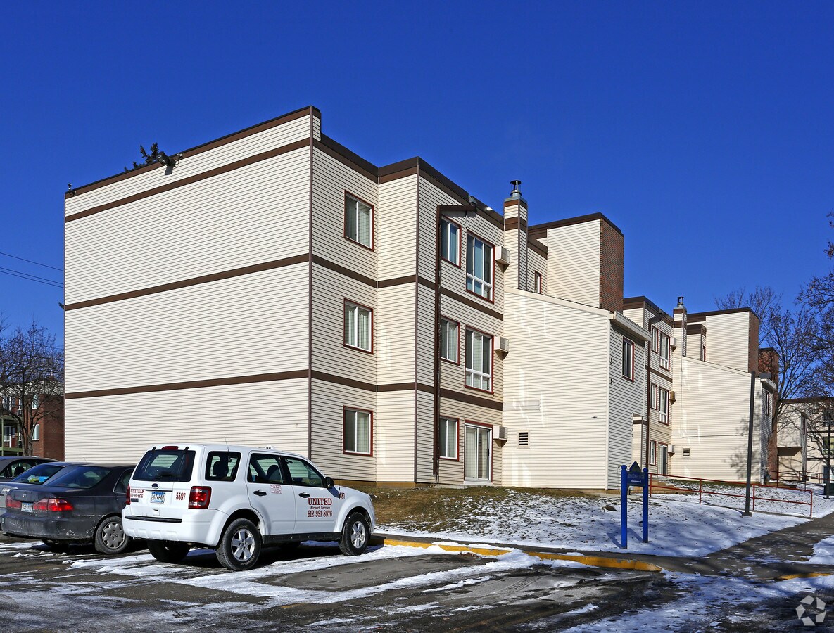 Photo - Westminster Place