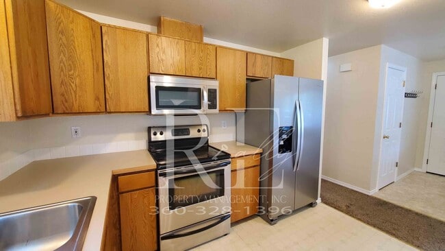 Photo - Peaceful End-of-Street Duplex with Private...