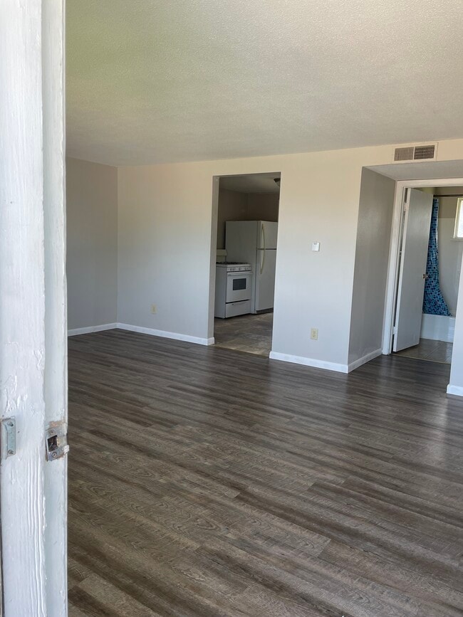 Living Room - 131 E Nowlin St Unit 205