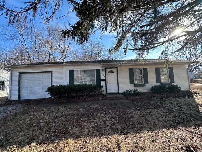 Photo - 1504 Edgewood-