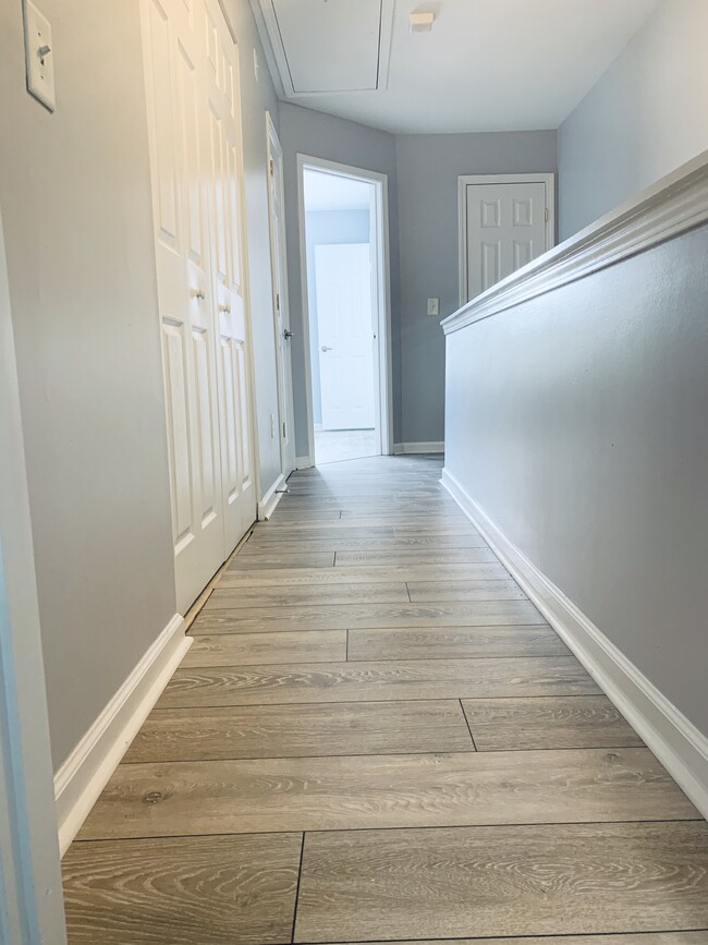 Photo - 3194 Mill Springs Circle