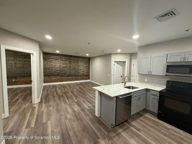 Photo - 205 N Washington Ave