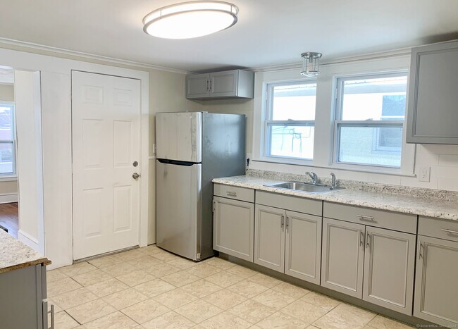 Photo - 132 N Elm St Unit U2