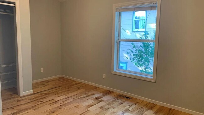 Photo - 857-859 23rd Ave SE, Minneapolis , MN 55414 (Duplex) Unit 857 23rd Ave SE