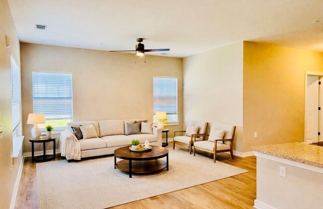 Photo - Edgewood Place