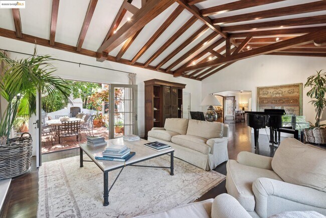 Photo - 160 Requa Rd