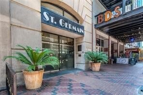 Photo - 705 Main St