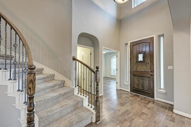 Photo - 146 Rock Cliff Ct