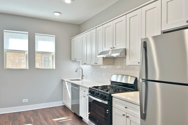 Building Photo - 100-112 S. Harvey Ave. and 223-227 South B... Rental