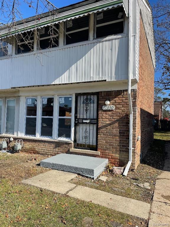 Photo - 17330 Greenfield Rd House